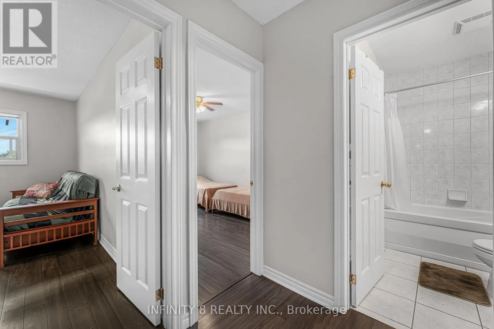 301 - 264 OAKDALE AVENUE, #301