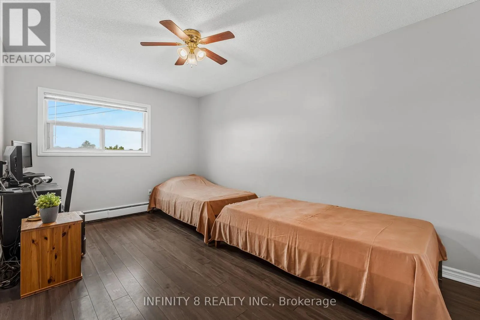 301 - 264 OAKDALE AVENUE, #301