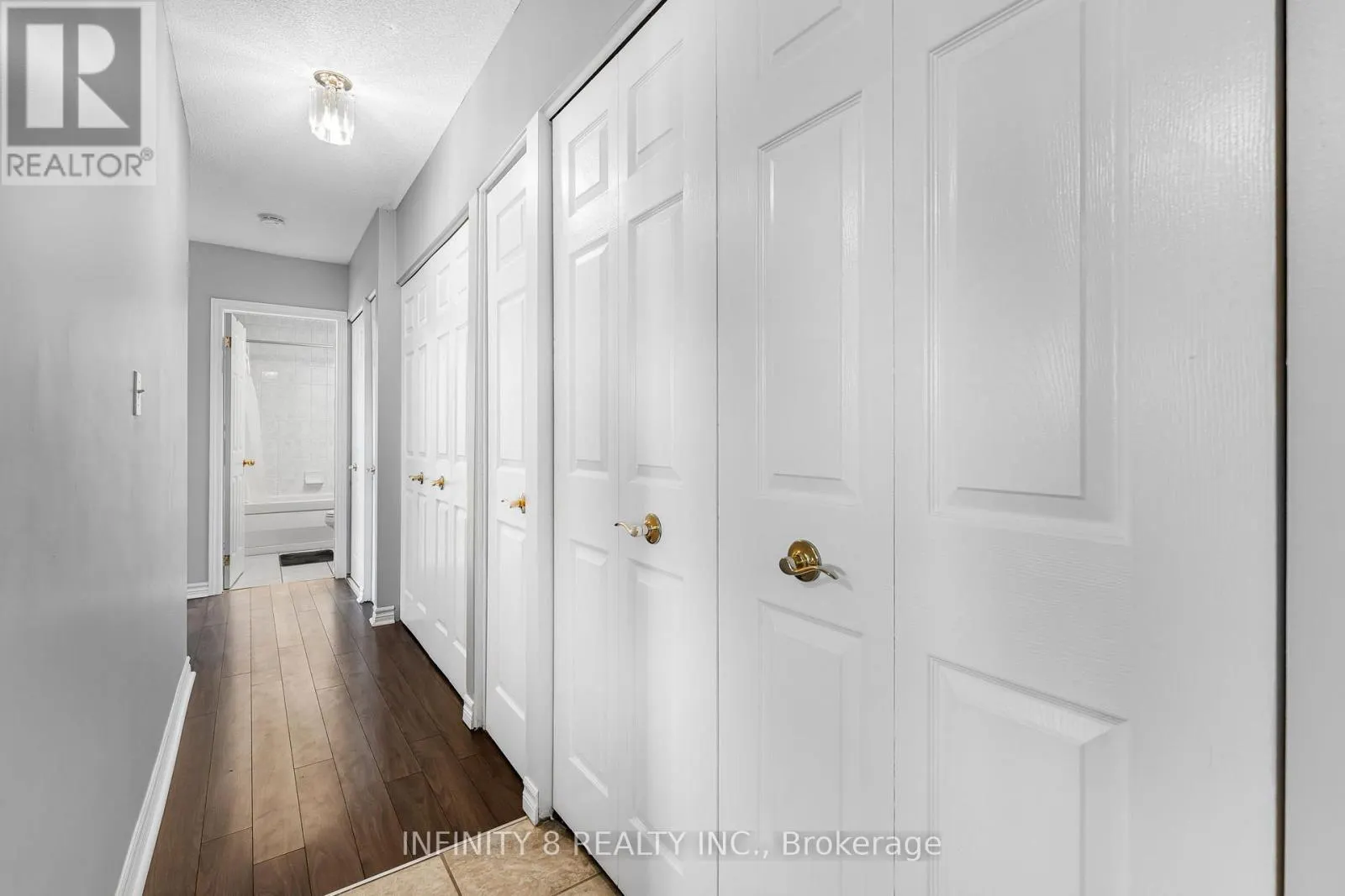 301 - 264 OAKDALE AVENUE, #301