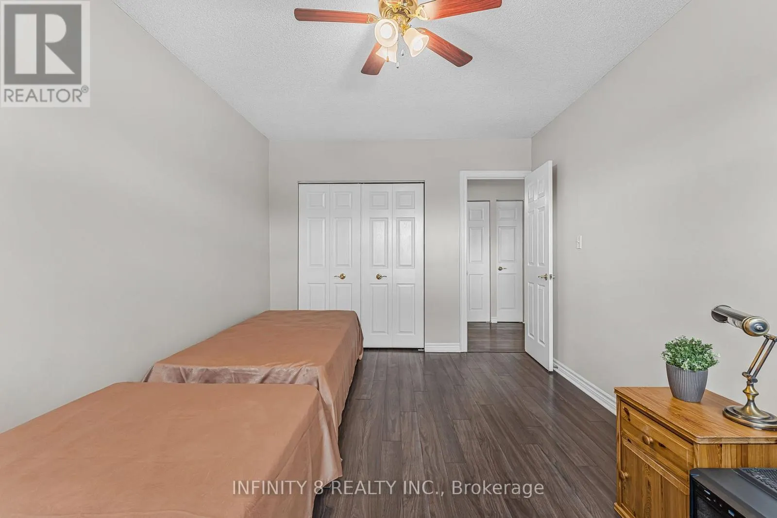301 - 264 OAKDALE AVENUE, #301