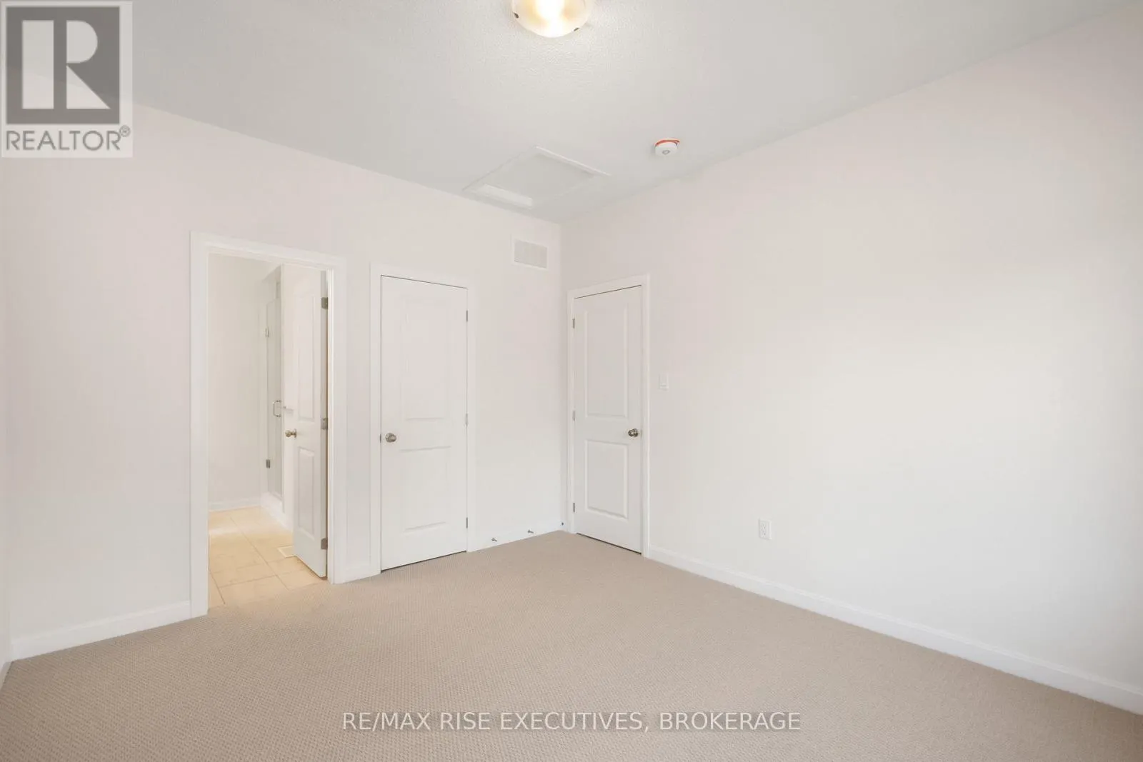 128 GILDERSLEEVE BOULEVARD
