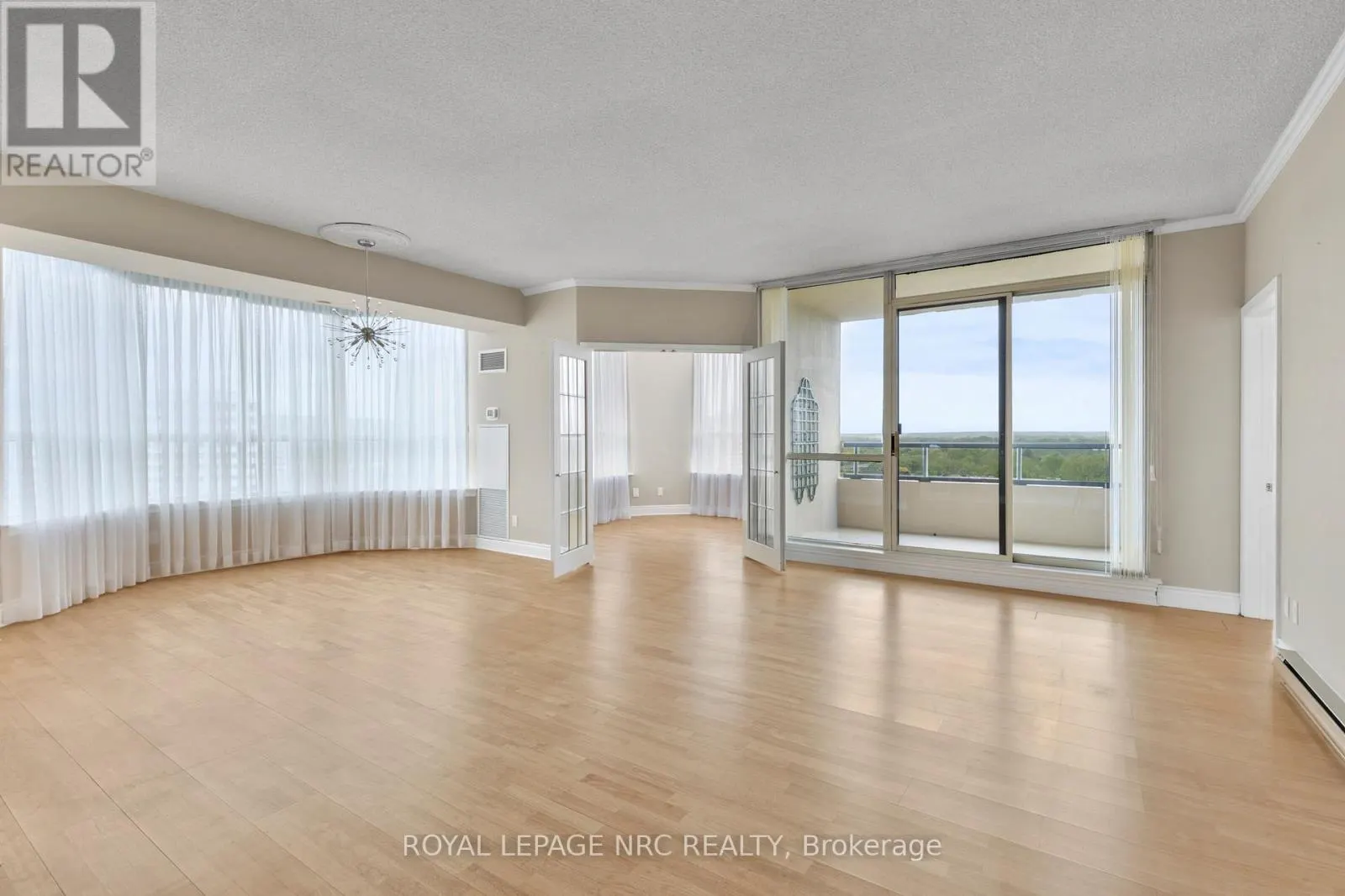 PH6 - 3 TOWERING HEIGHTS BOULEVARD, #PH6