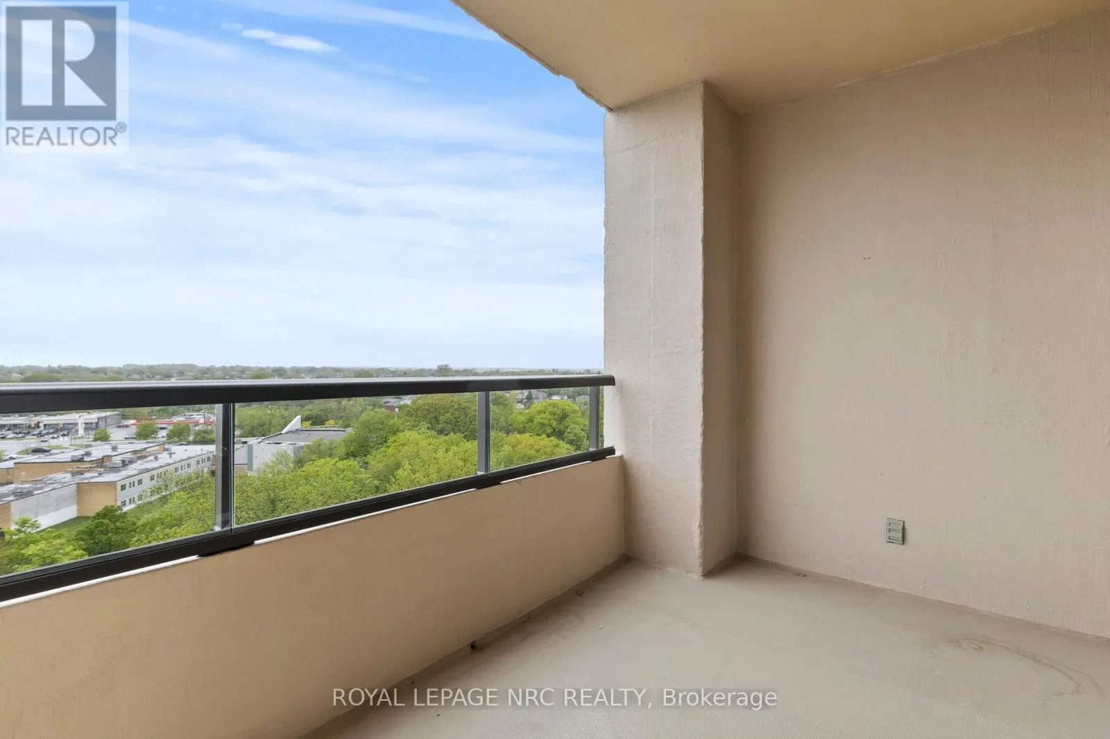 PH6 - 3 TOWERING HEIGHTS BOULEVARD, #PH6