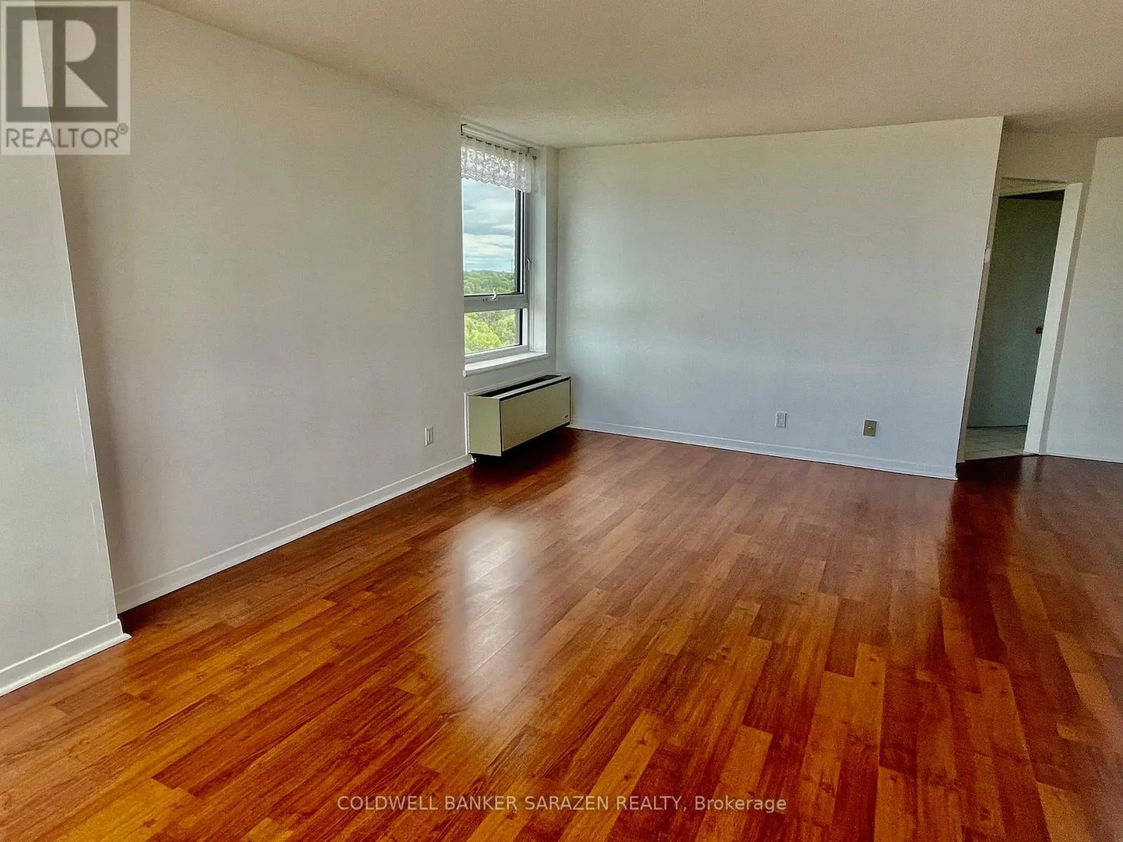 1215 - 80 SANDCASTLE DRIVE