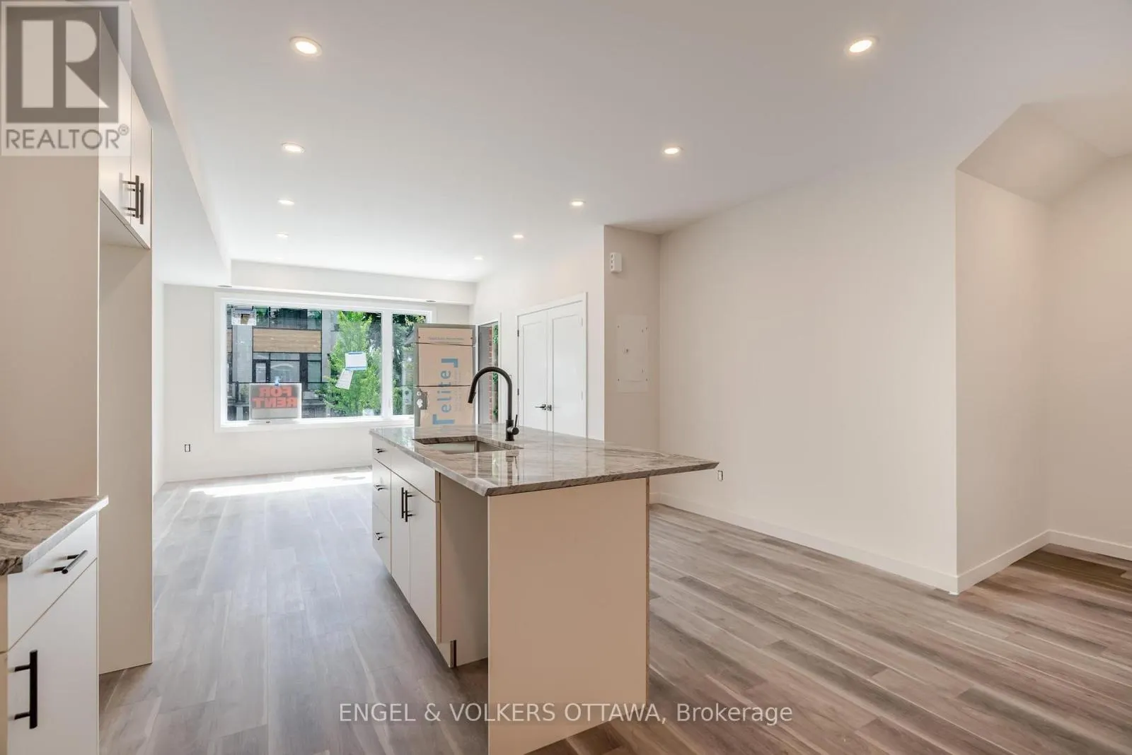 A - 195 HOPEWELL AVENUE