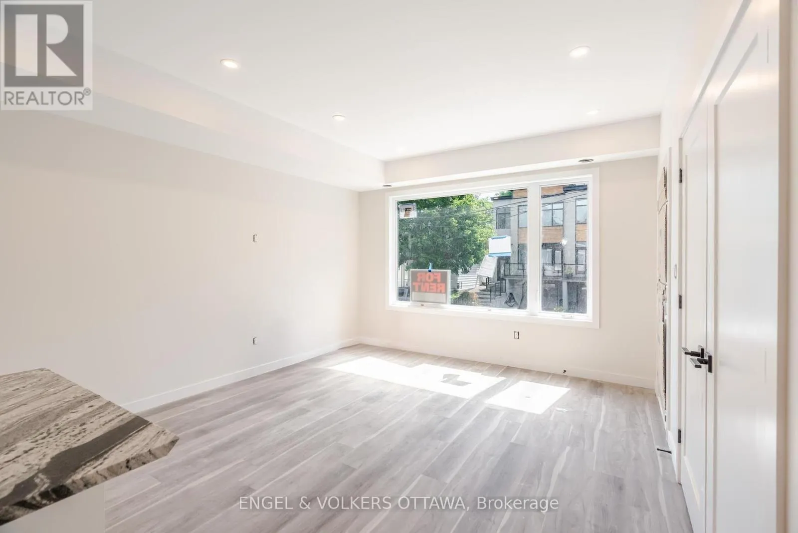 A - 195 HOPEWELL AVENUE