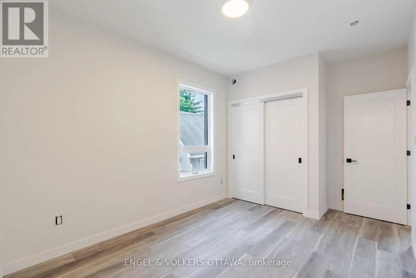 A - 195 HOPEWELL AVENUE