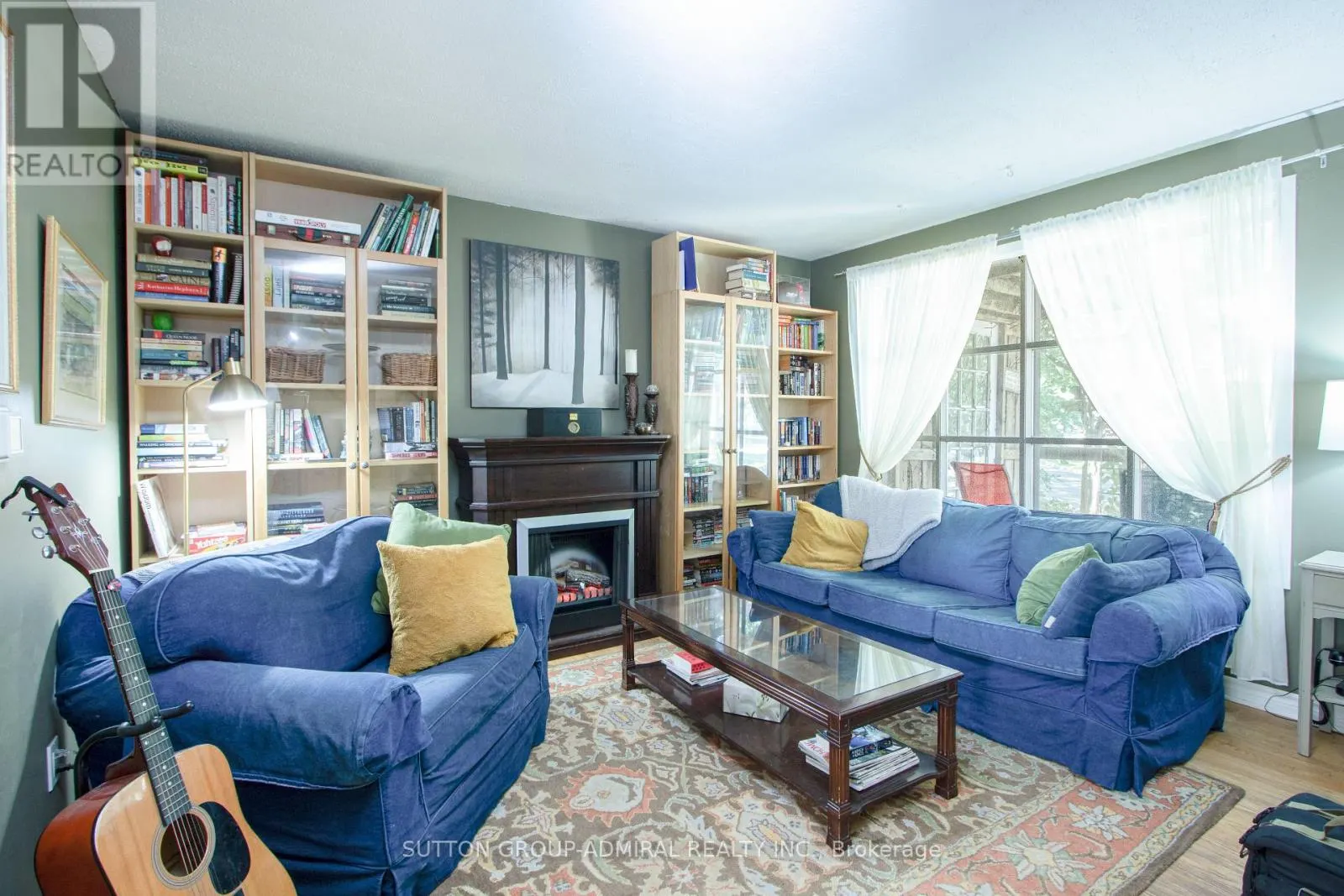 59 BRECKENRIDGE CRESCENT