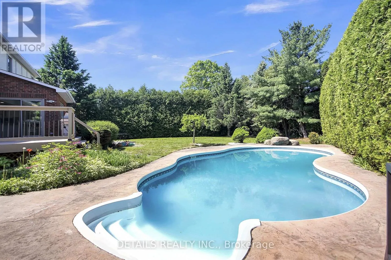 1362 CORNFIELD CRESCENT