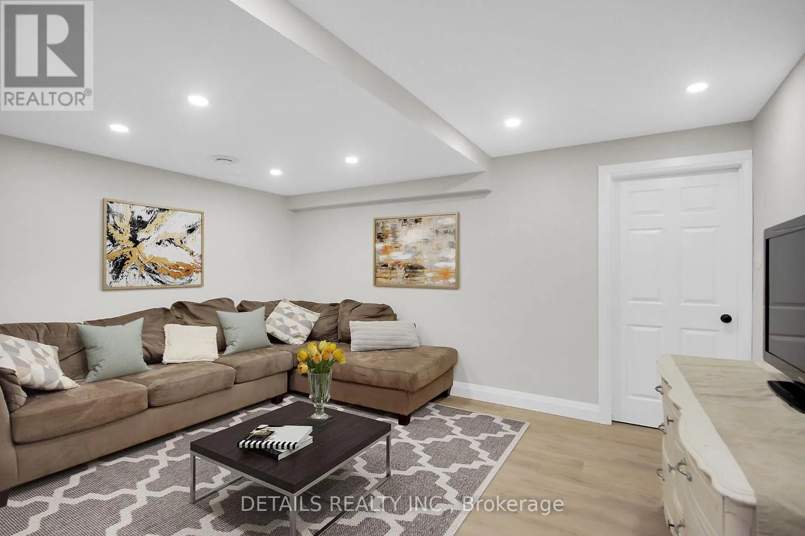 1362 CORNFIELD CRESCENT