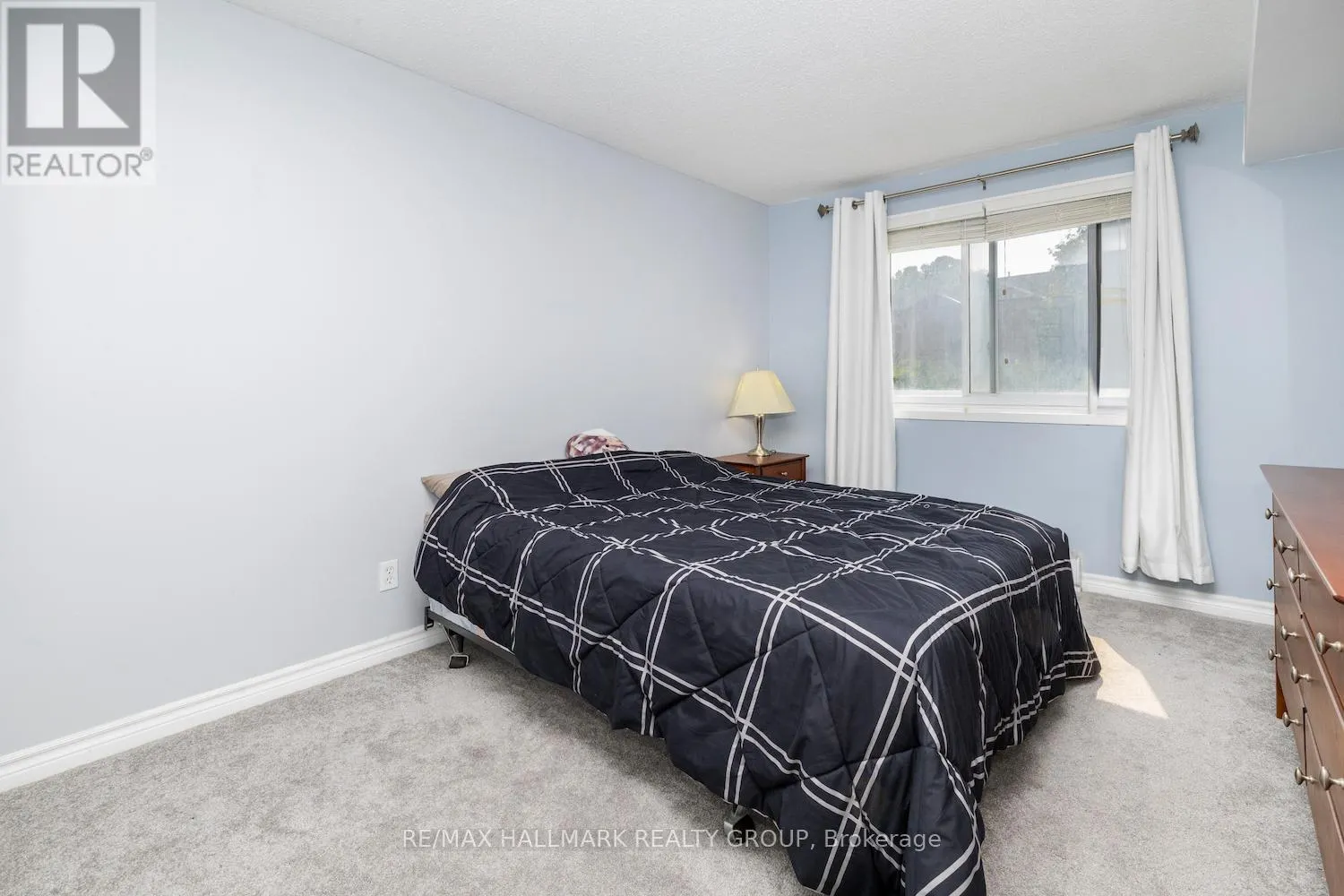 203 - 345 CENTRUM BOULEVARD