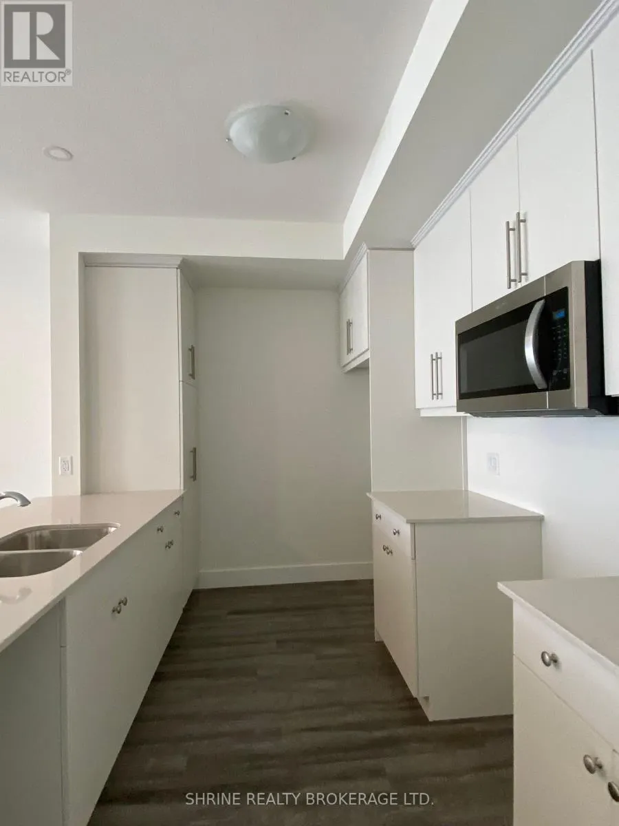 29 - 234 EDGEVALLEY ROAD, #29