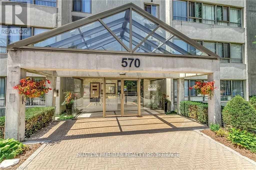 570 PROUDFOOT LANE