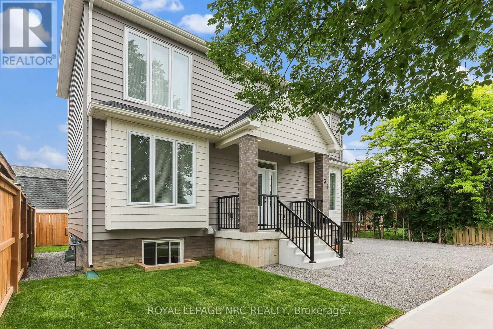 39 GROVE AVENUE
