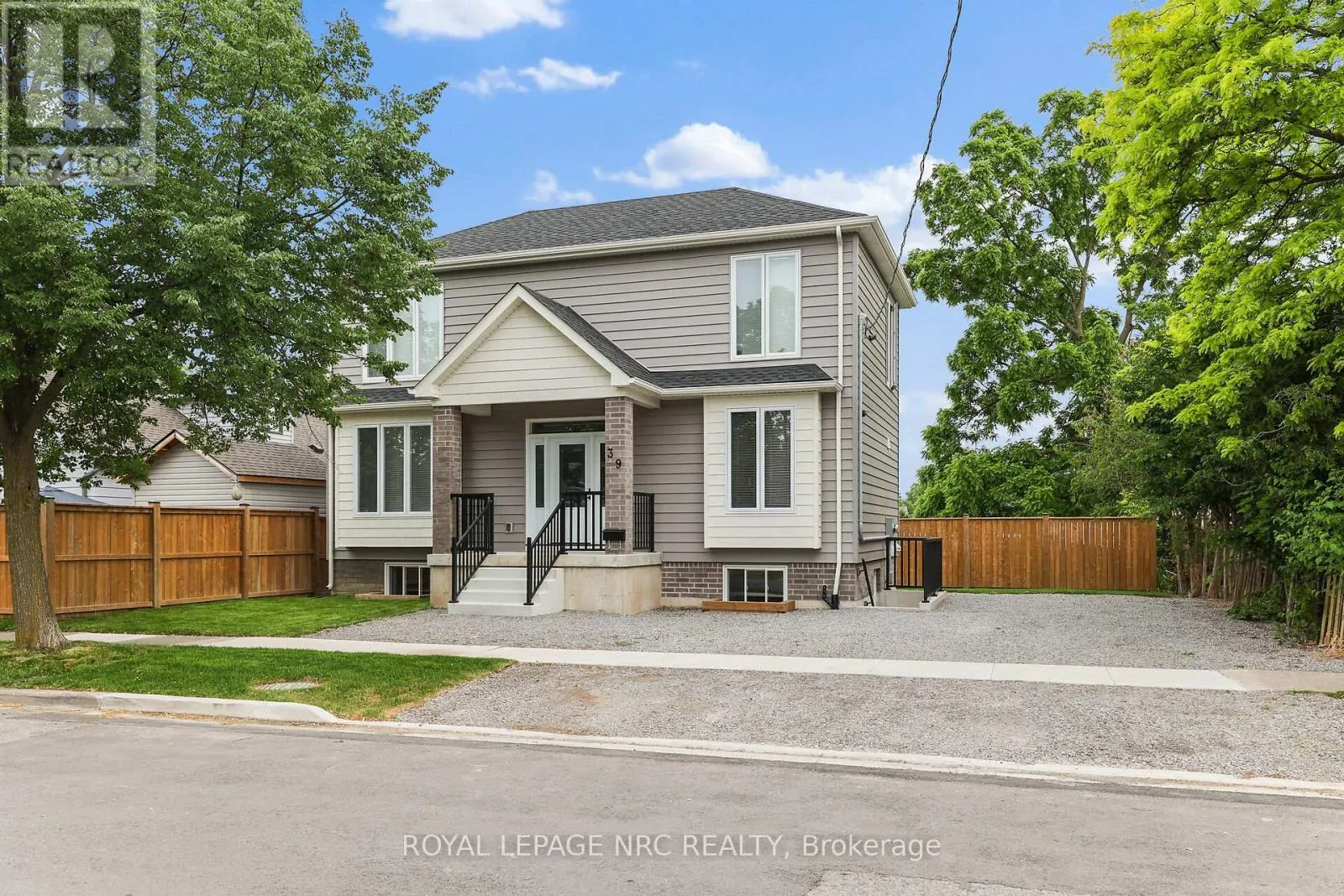 39 GROVE AVENUE