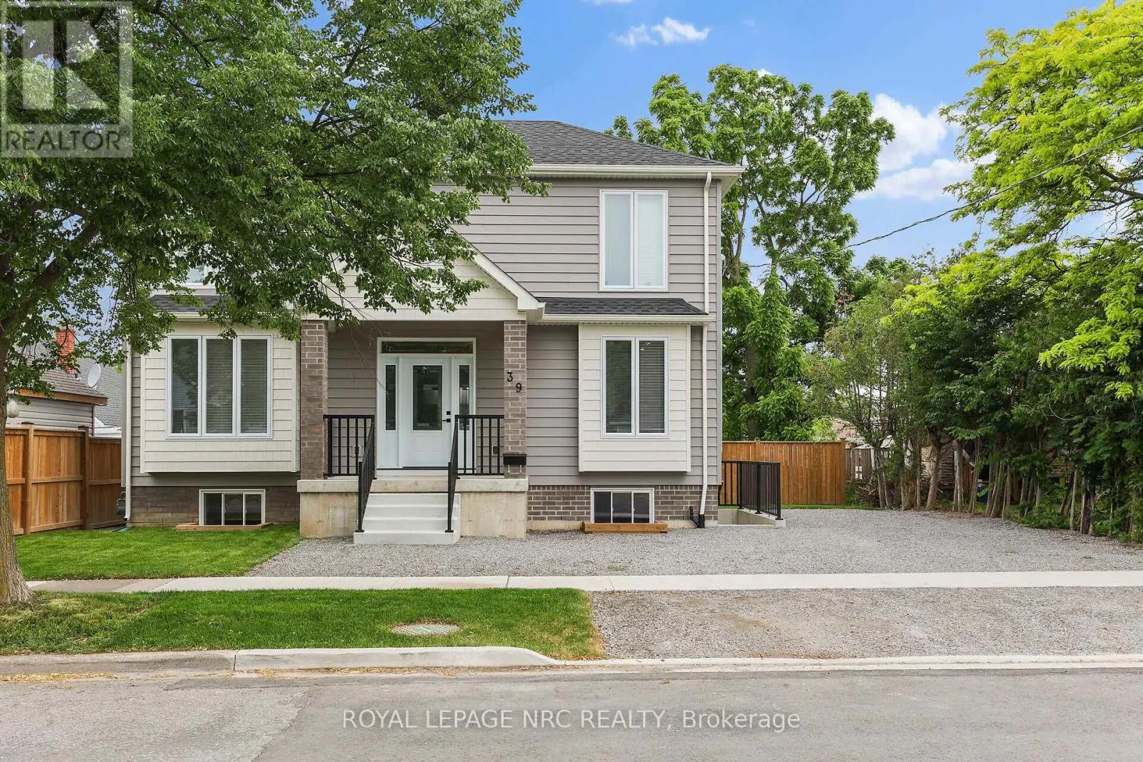 39 GROVE AVENUE