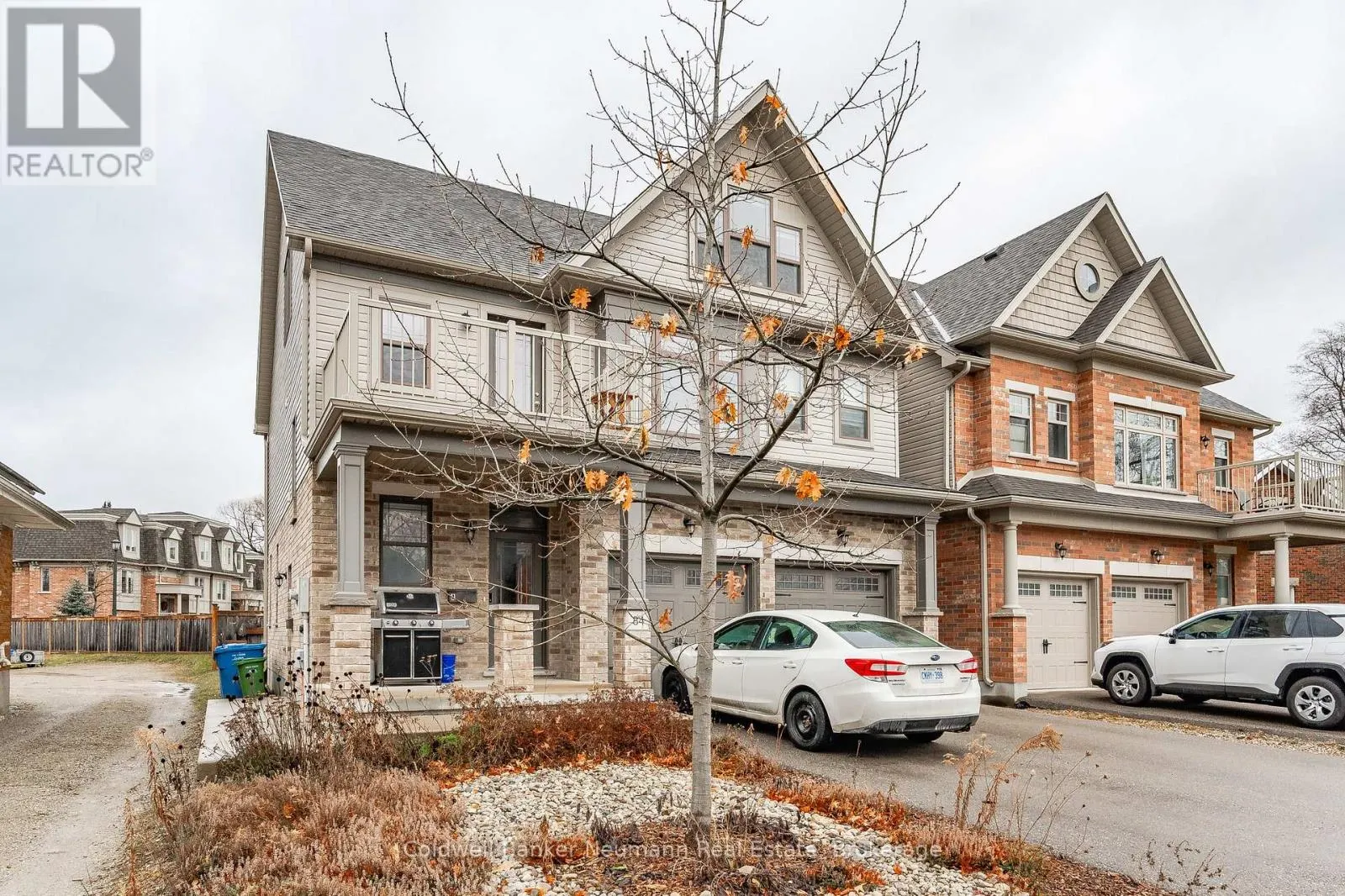 MAIN - 84 WYNDHAM STREET S, #Main