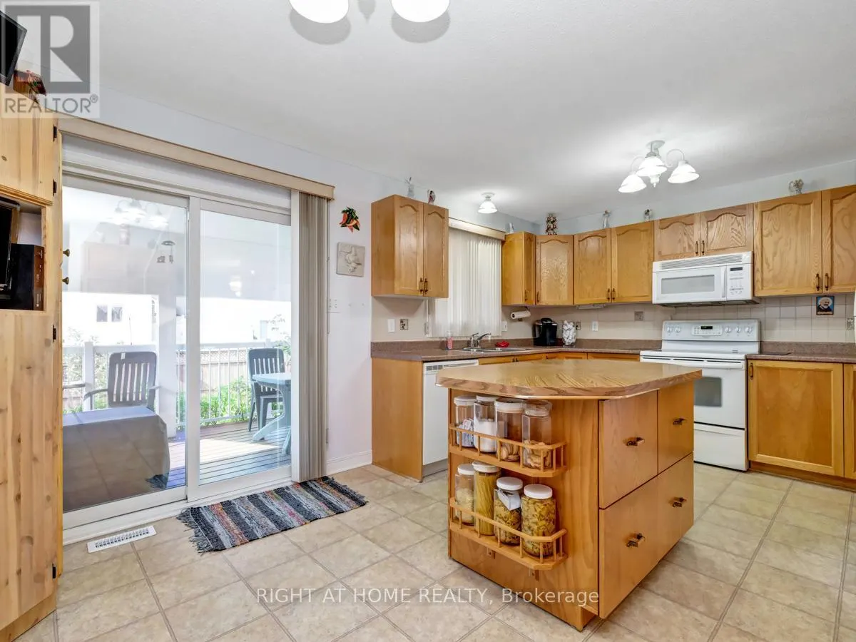 144 SANDRA CRESCENT