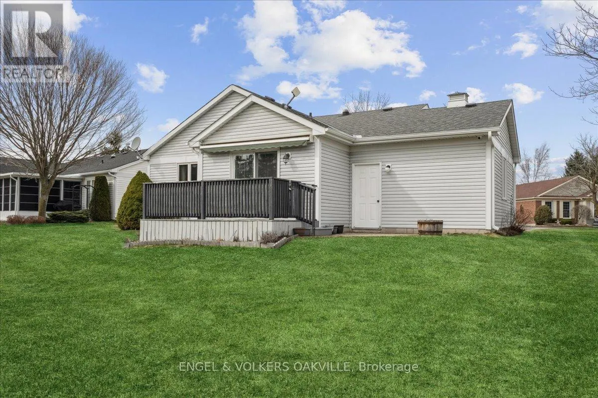 36 WHITE BARK WAY