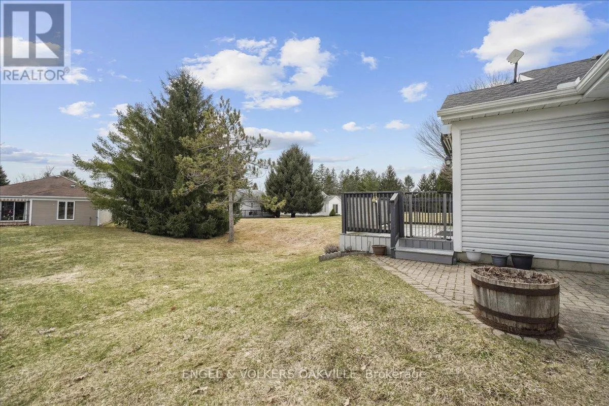 36 WHITE BARK WAY