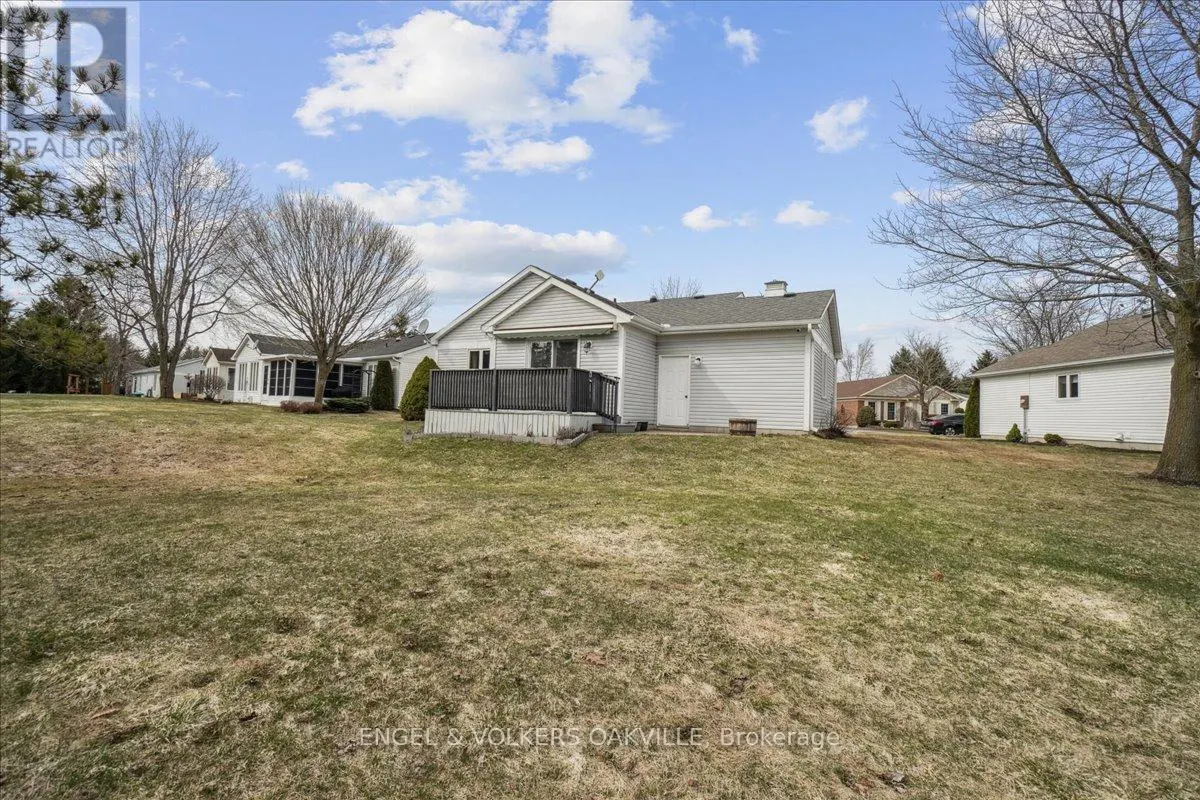 36 WHITE BARK WAY