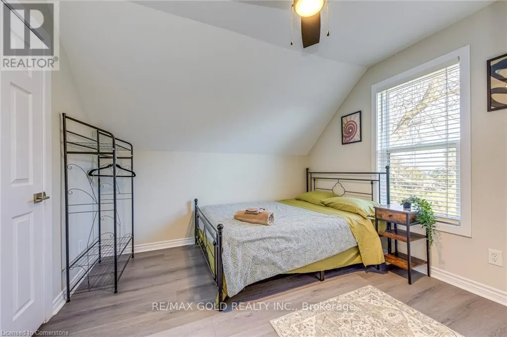 3590 LAKESHORE ROAD