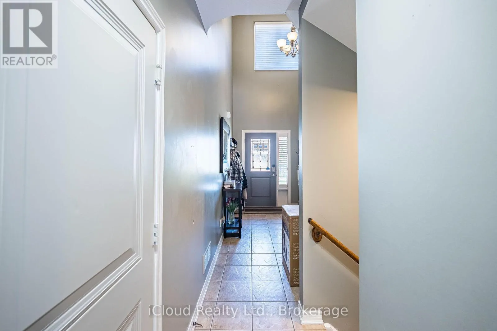 20 - 45 SEABREEZE CRESCENT