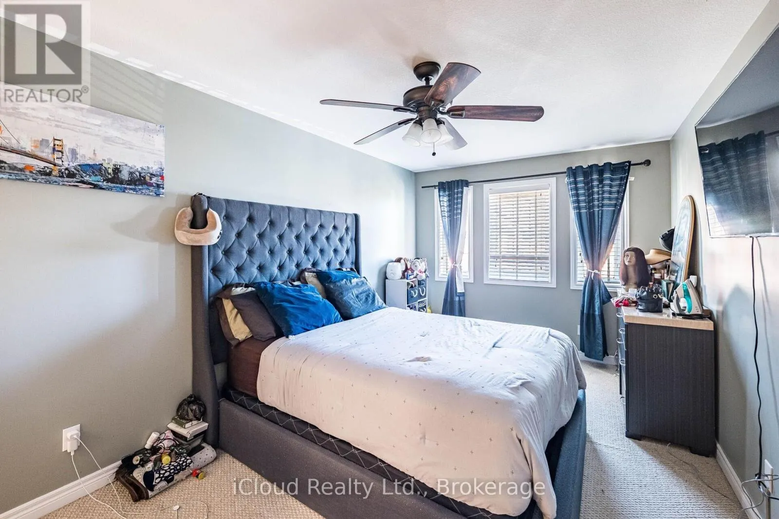 20 - 45 SEABREEZE CRESCENT