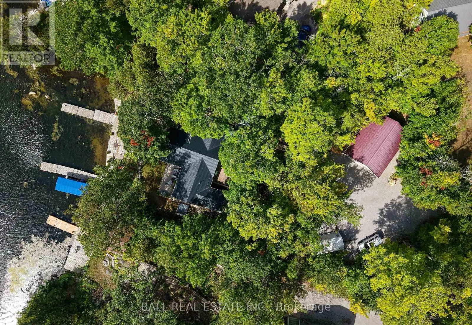 27 MAPLEWOOD COURT