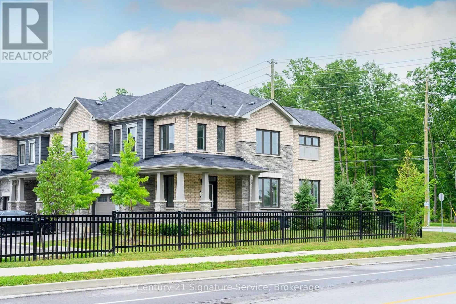 9 - 8273 TULIP TREE DRIVE N
