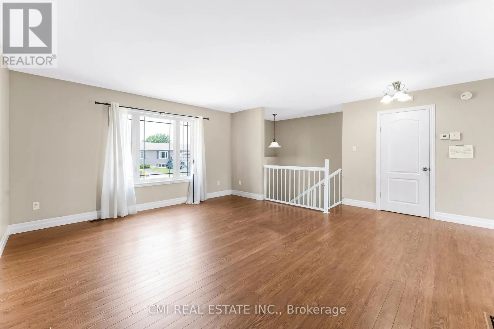35 RENFREW STREET
