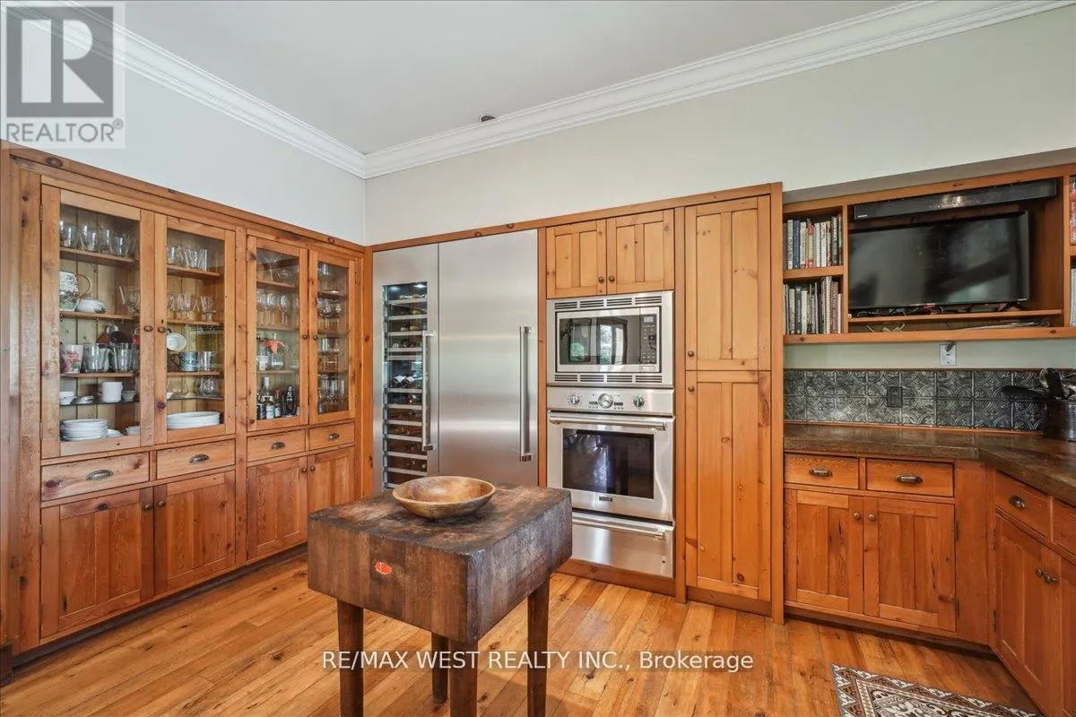 7817 SIDEROAD 10