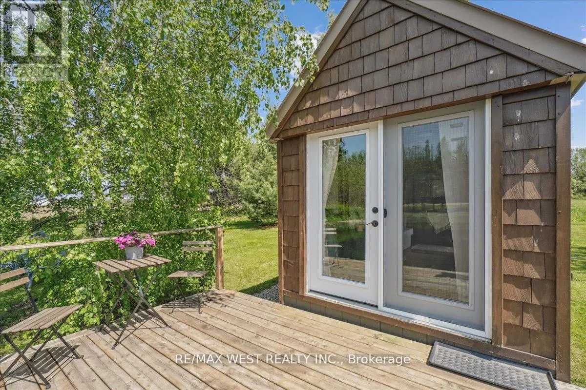 7817 SIDEROAD 10