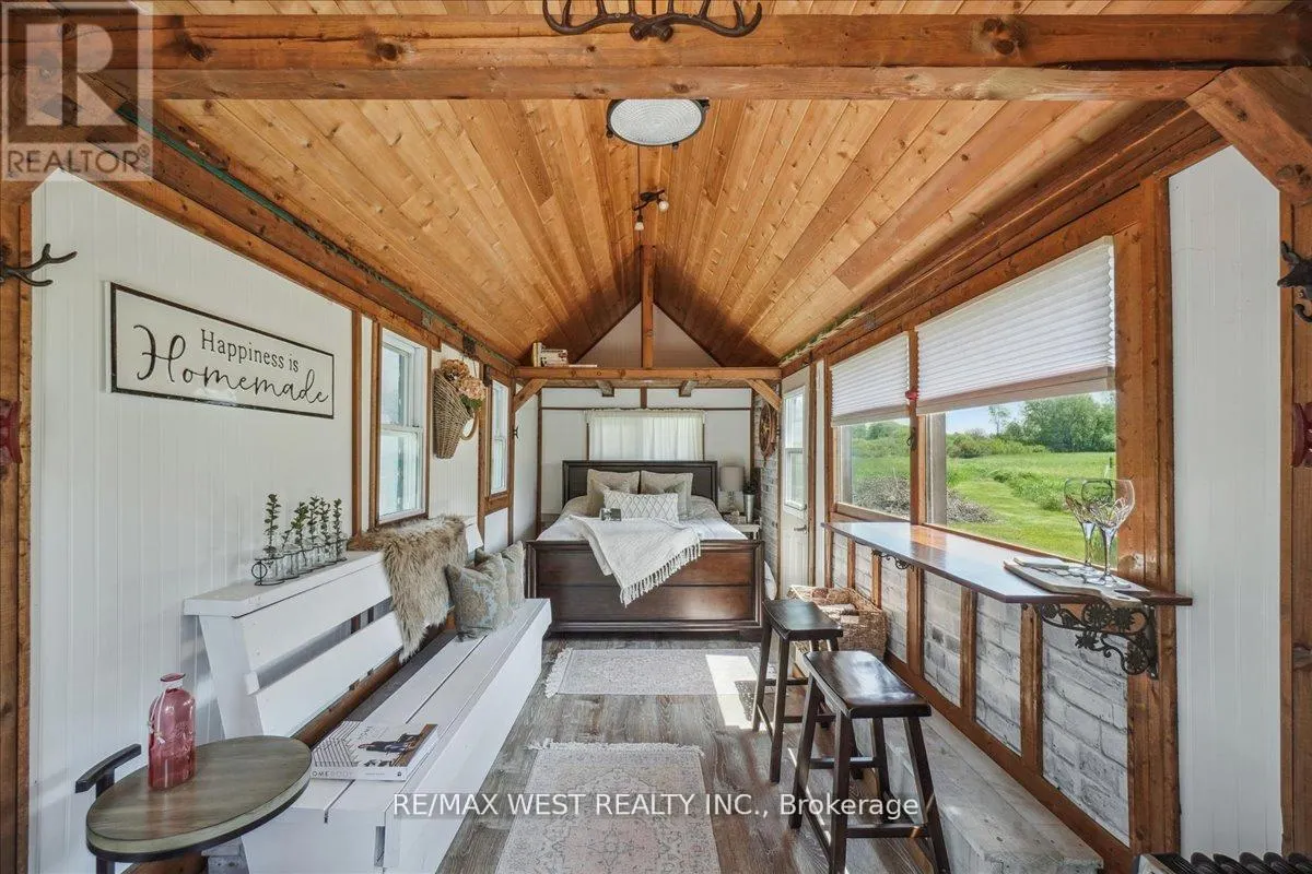 7817 SIDEROAD 10