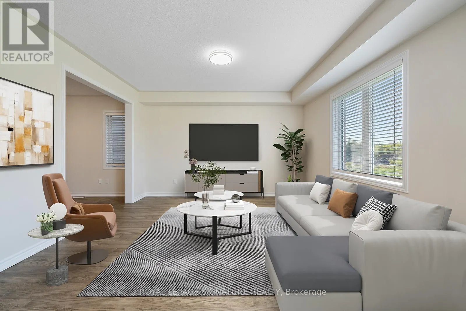 36 HILLCROFT WAY