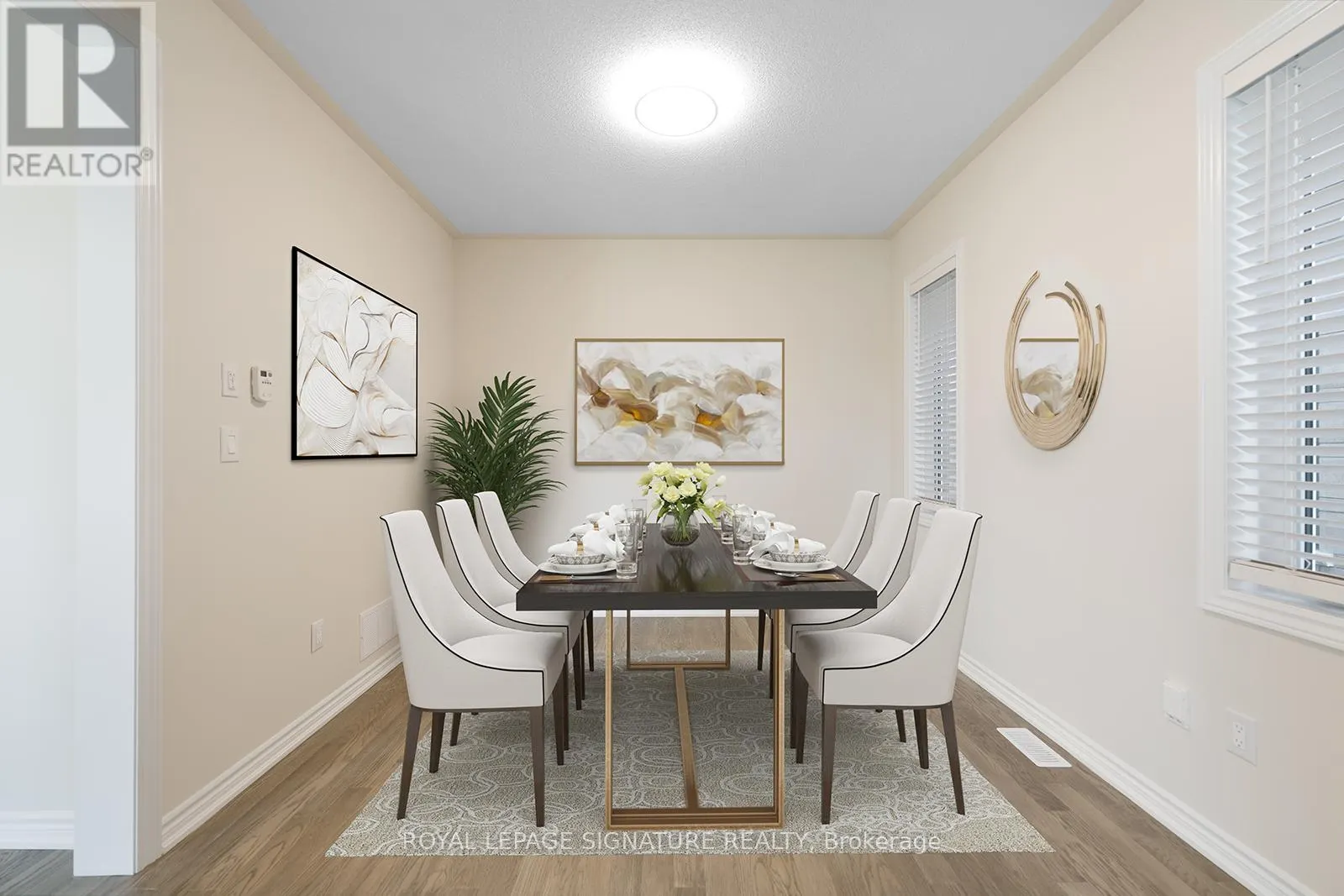 36 HILLCROFT WAY