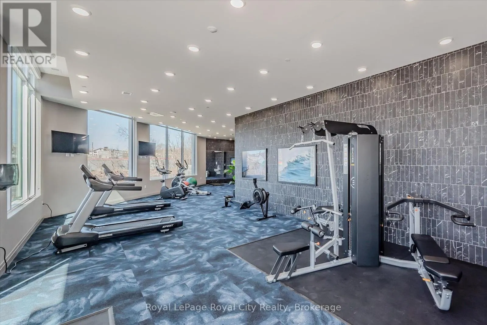 1007 - 71 WYNDHAM STREET S, #1007