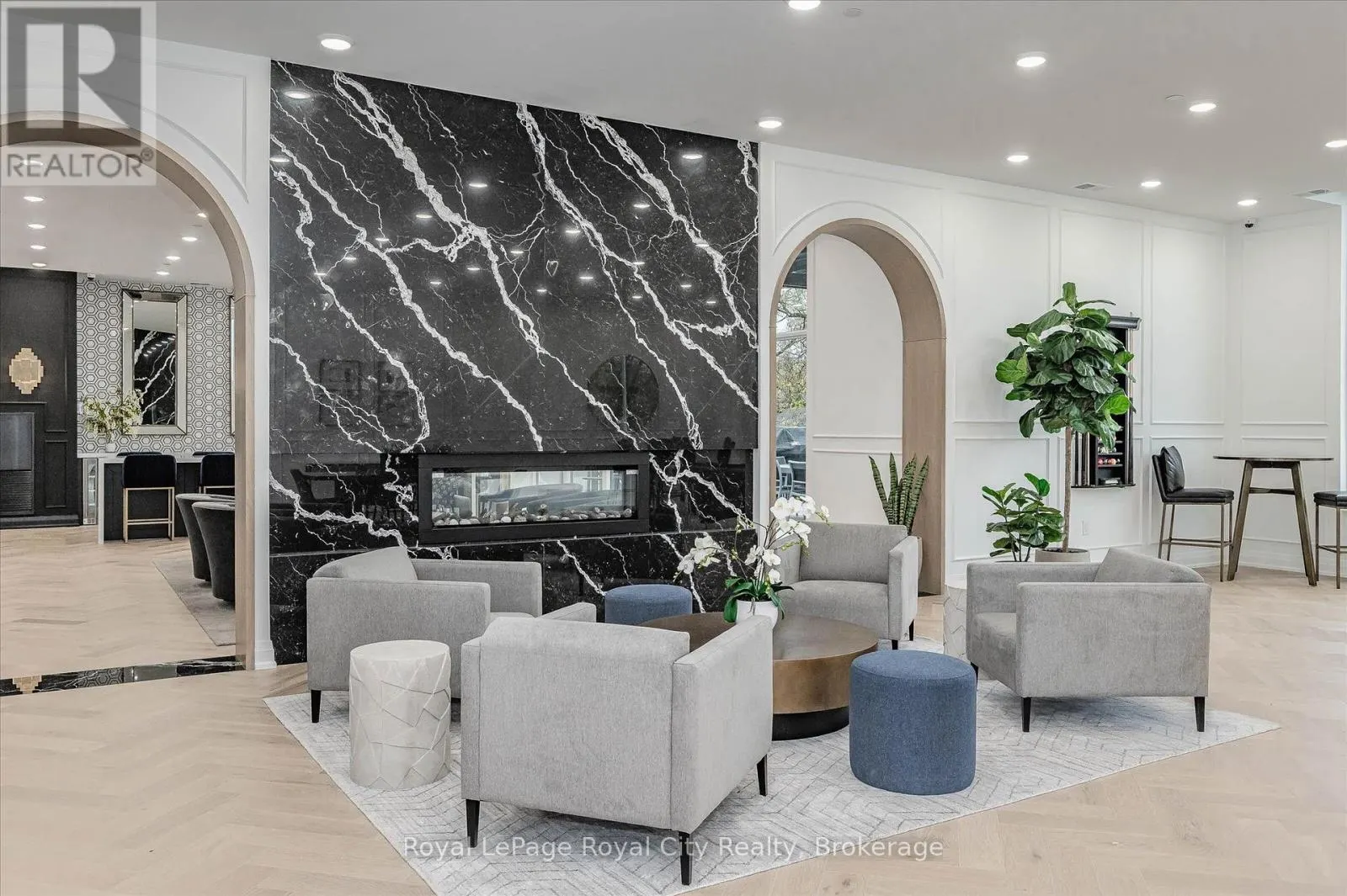 1007 - 71 WYNDHAM STREET S, #1007