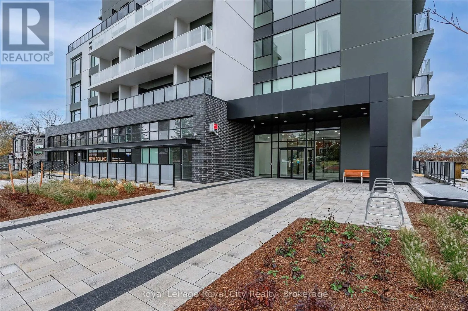 1007 - 71 WYNDHAM STREET S, #1007