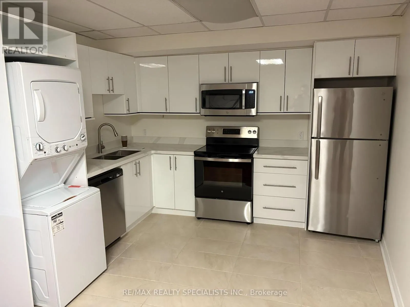 204 - 105 QUEENSTON STREET