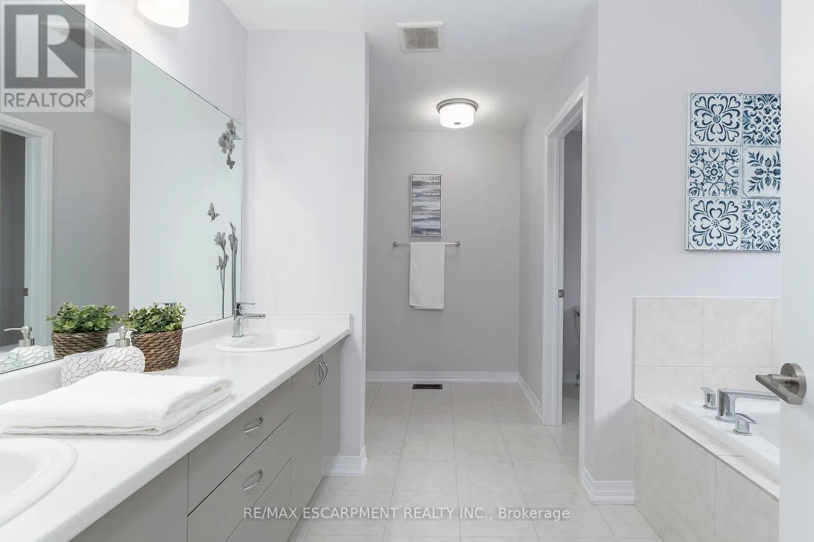 27 STAUFFER ROAD