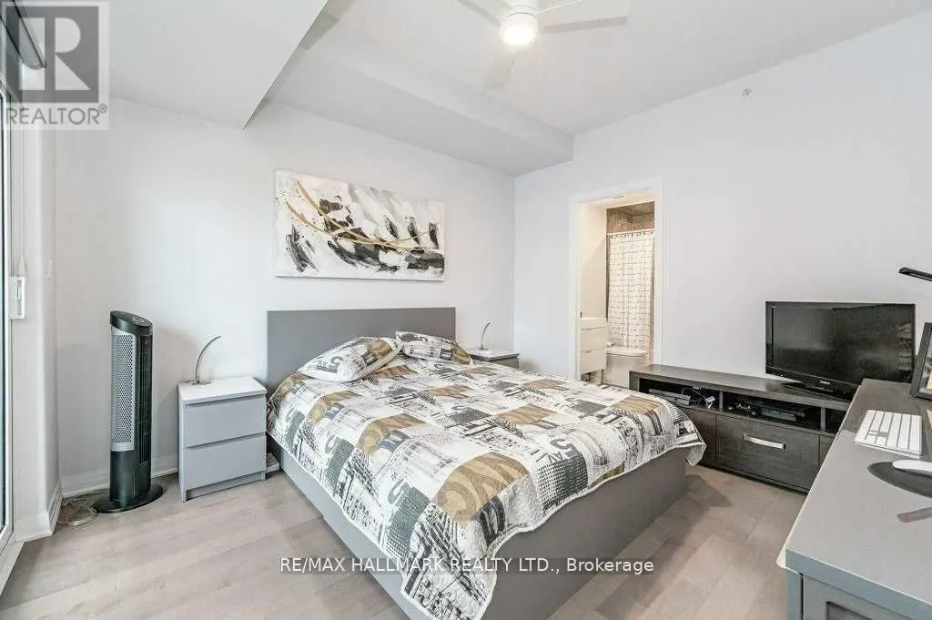 409 - 10 CONCORD PLACE