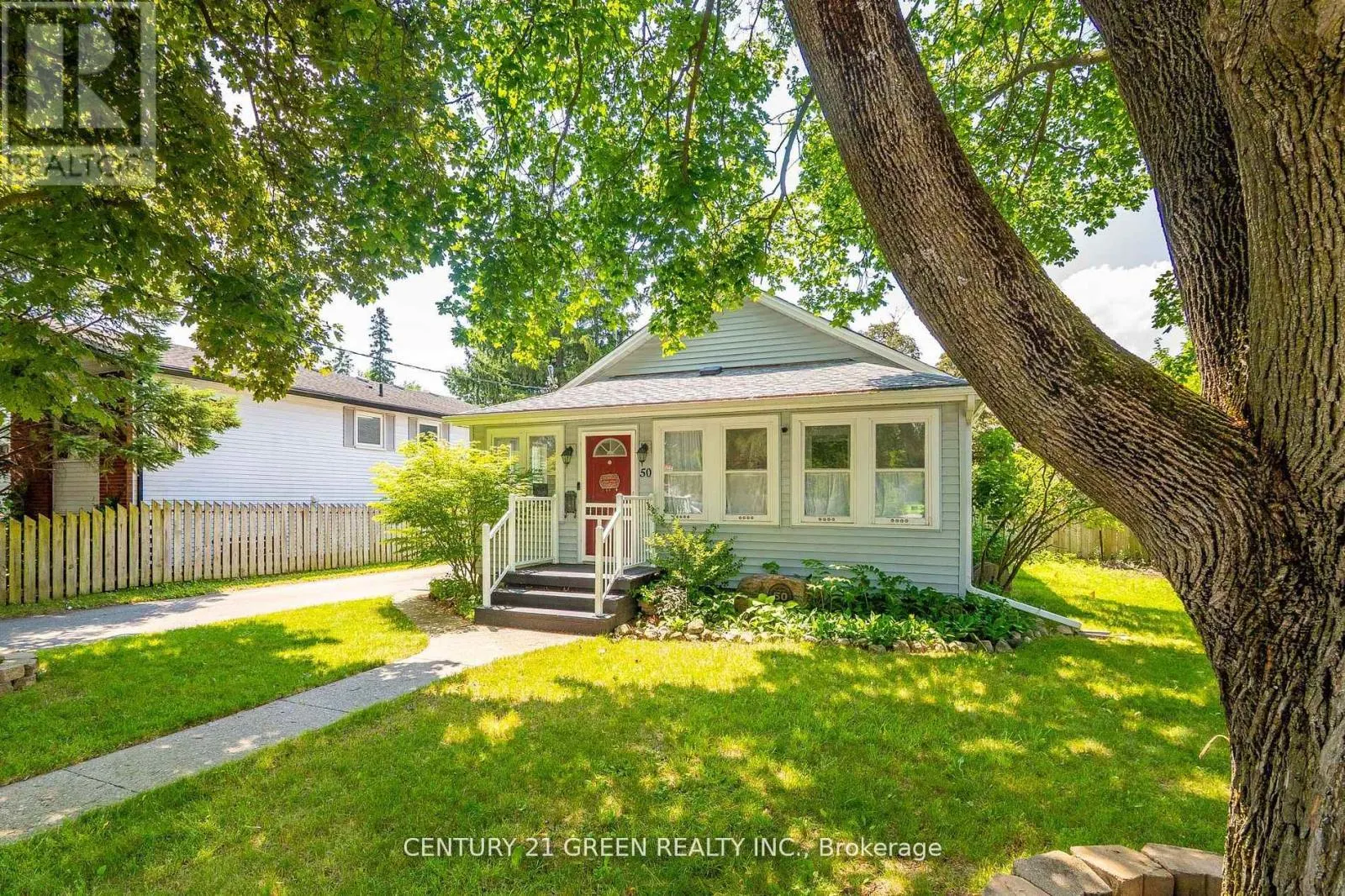 50 ELGIN STREET S