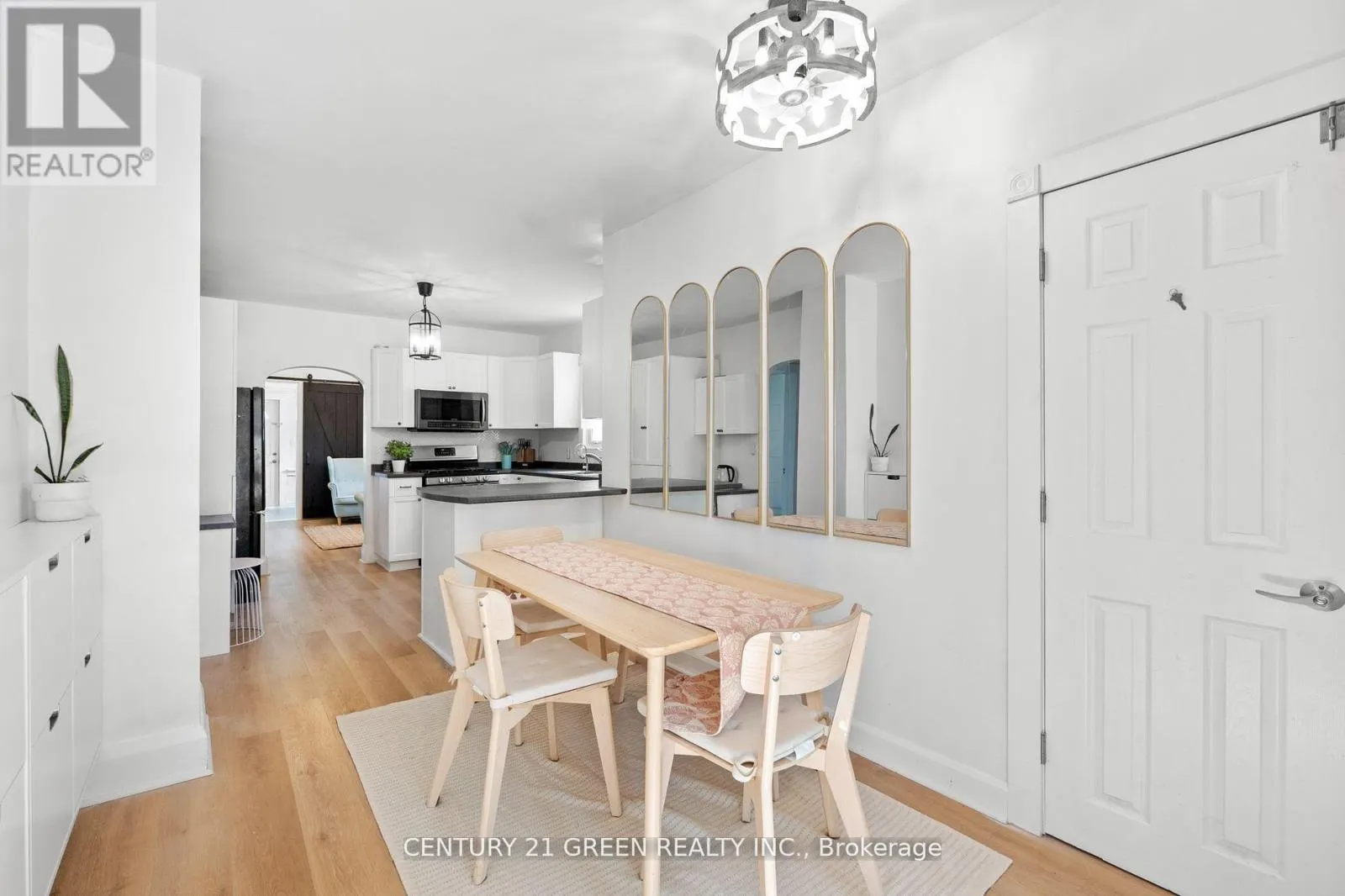 50 ELGIN STREET S