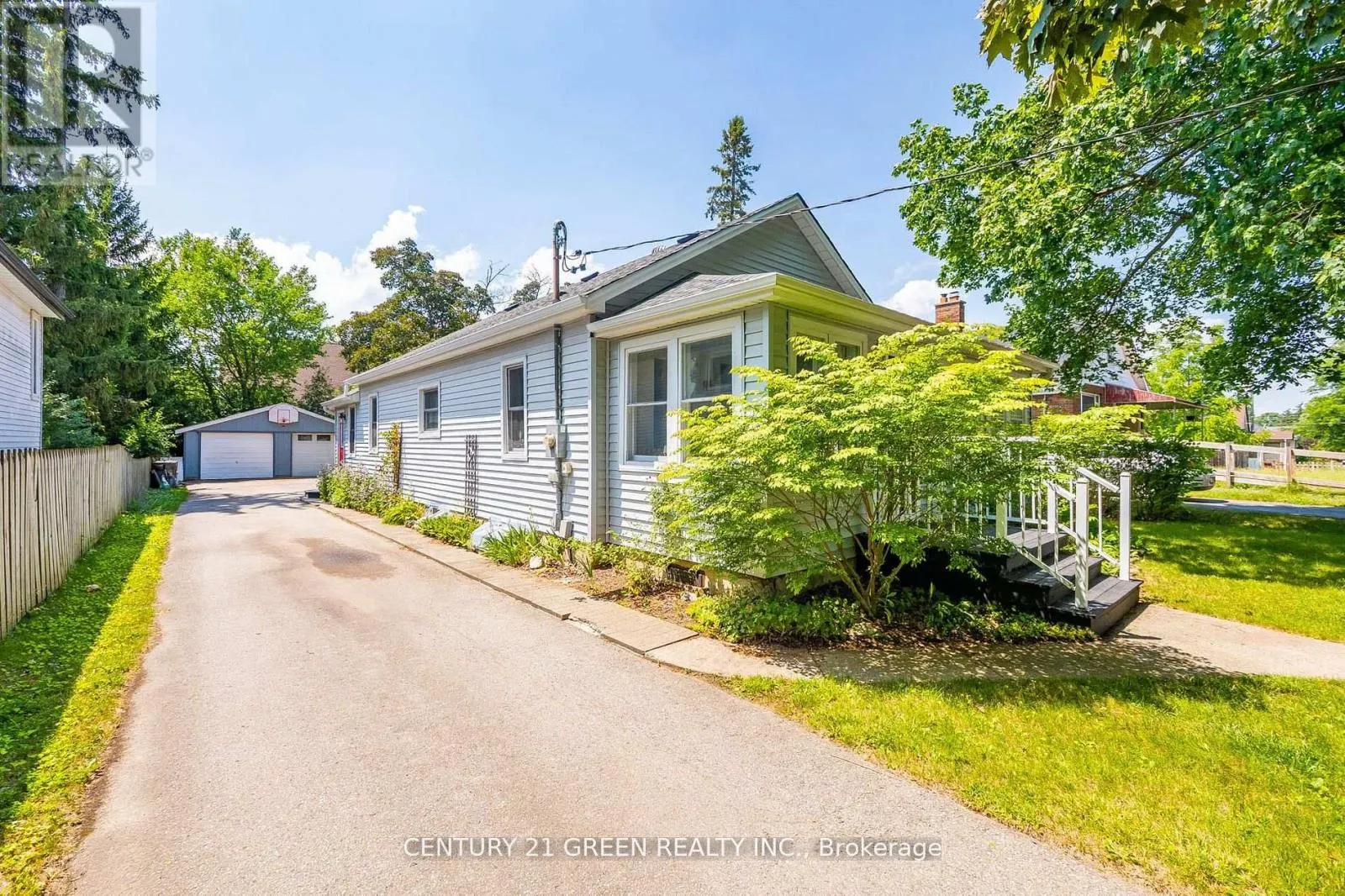 50 ELGIN STREET S