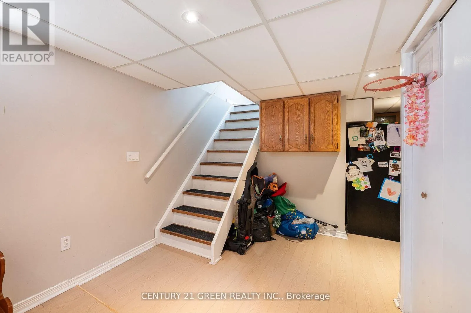 50 ELGIN STREET S