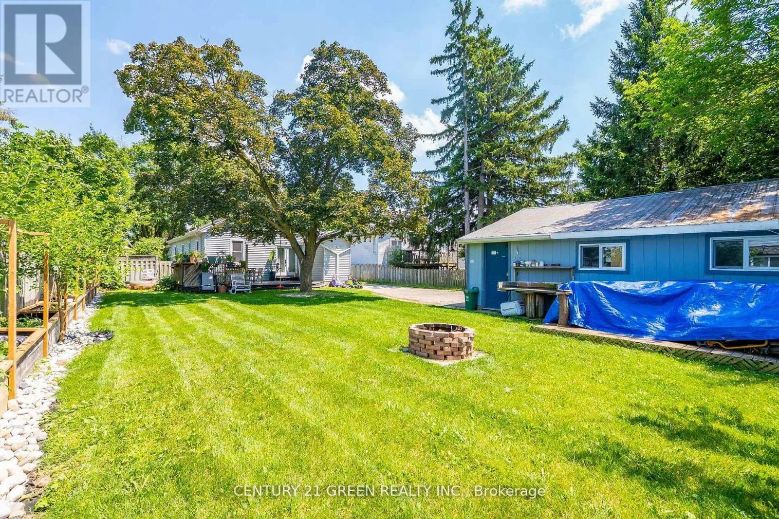 50 ELGIN STREET S