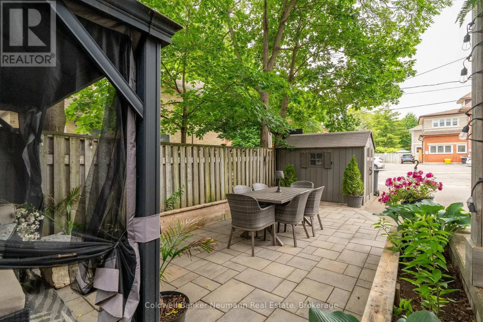 394 WOOLWICH STREET