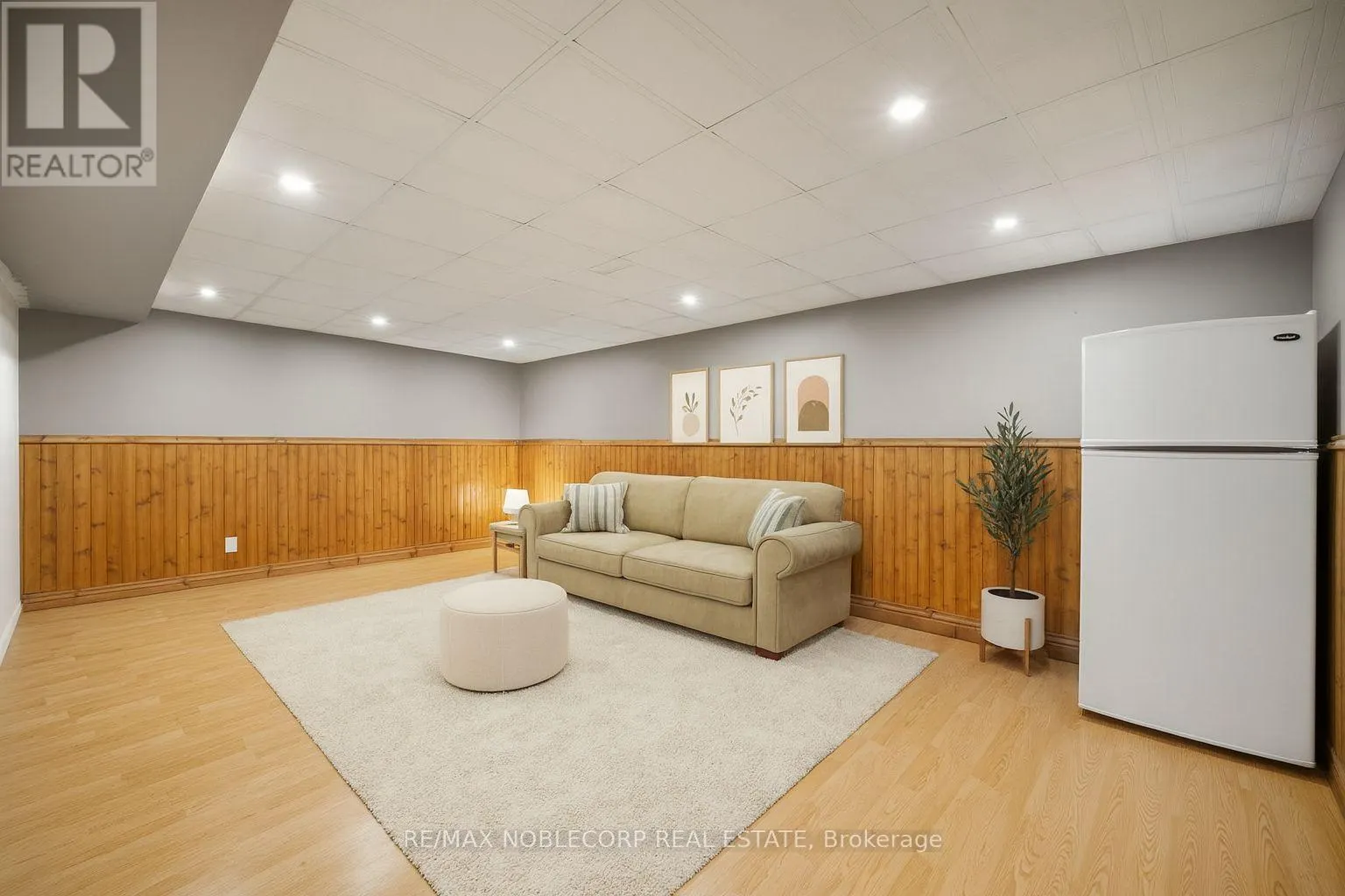 3 SHAWN AVENUE