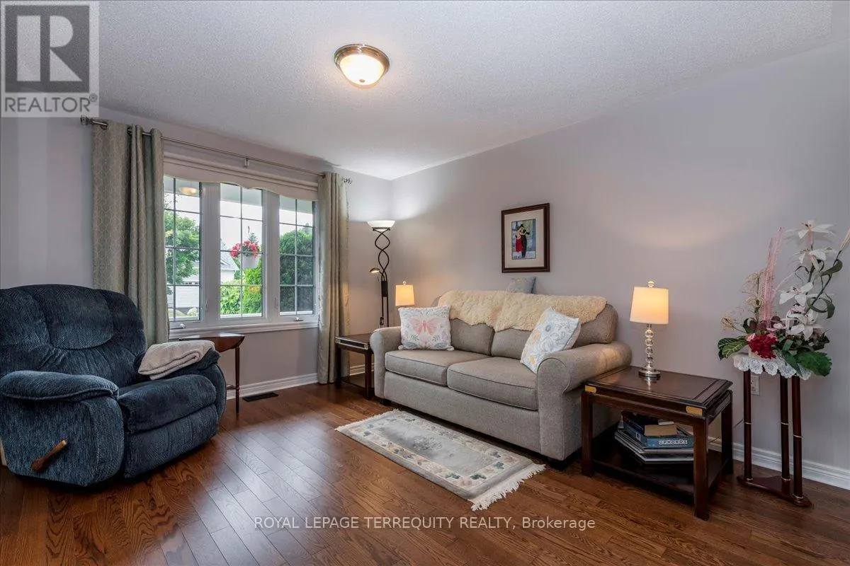 25 SANDPIPER WAY